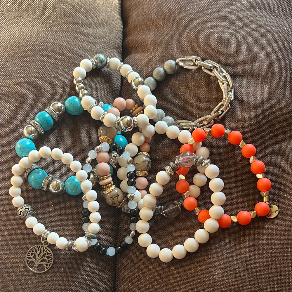 (9) stretch hard stone bracelets